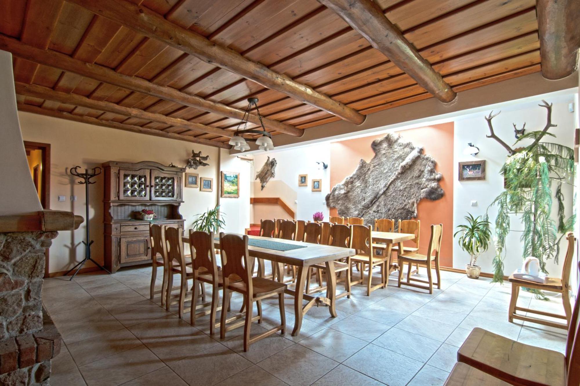 Dworek Gawra Białowieża Kamer foto