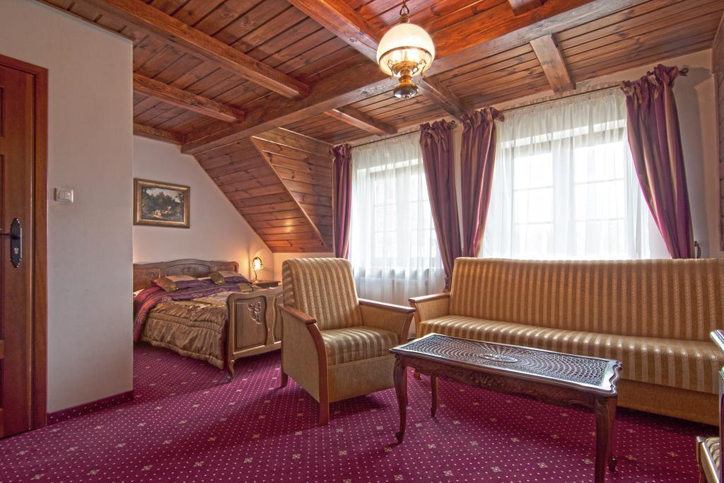 Dworek Gawra Białowieża Kamer foto